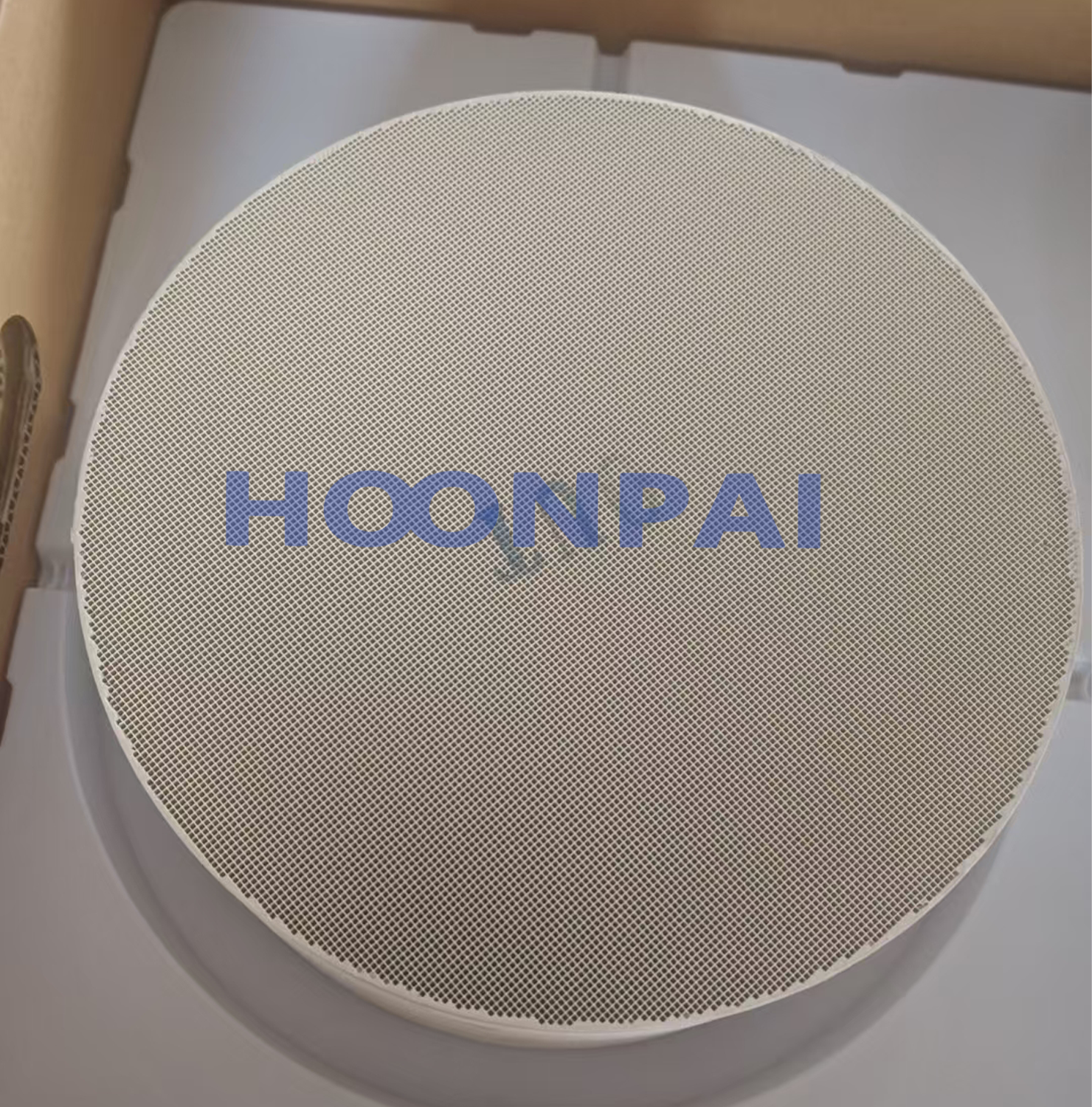 Durable Ceramic DOC Substrate - Efficient Diesel Oxidation Catalyst for Commercial Vehicles