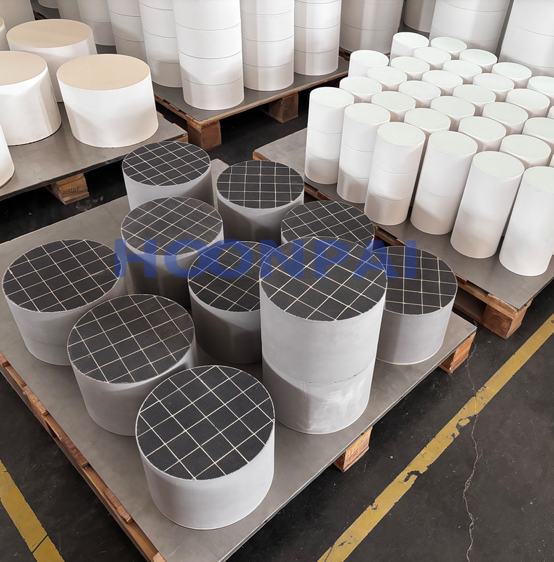 Diesel Engine Auto Part Silicon Carbide (SiC) DPF Ceramic Substrate for Emission Control System