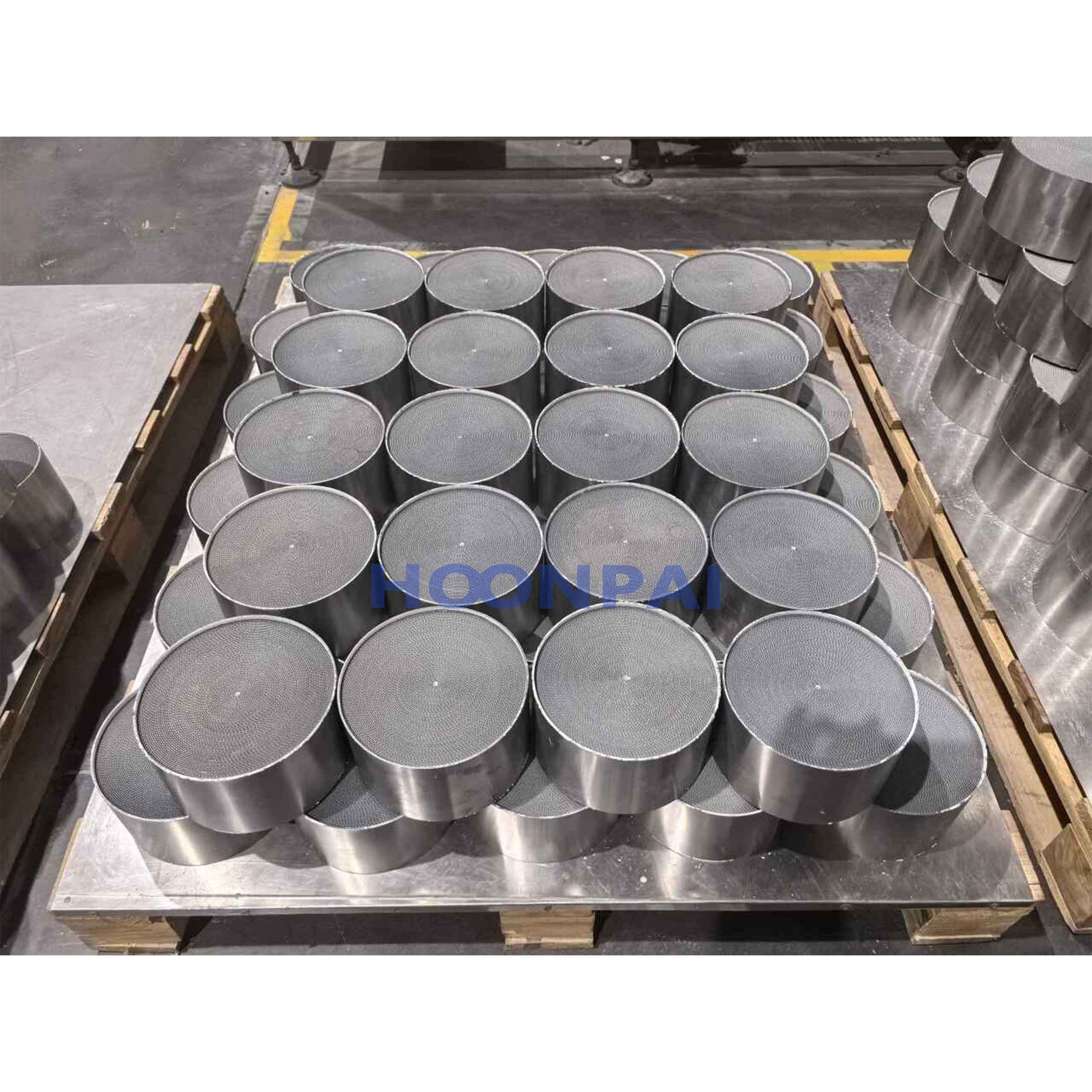 Euro6 Metallic DOC Diesel Catalytic Converter for Diesel Scania Truck Parts Exhaust System 