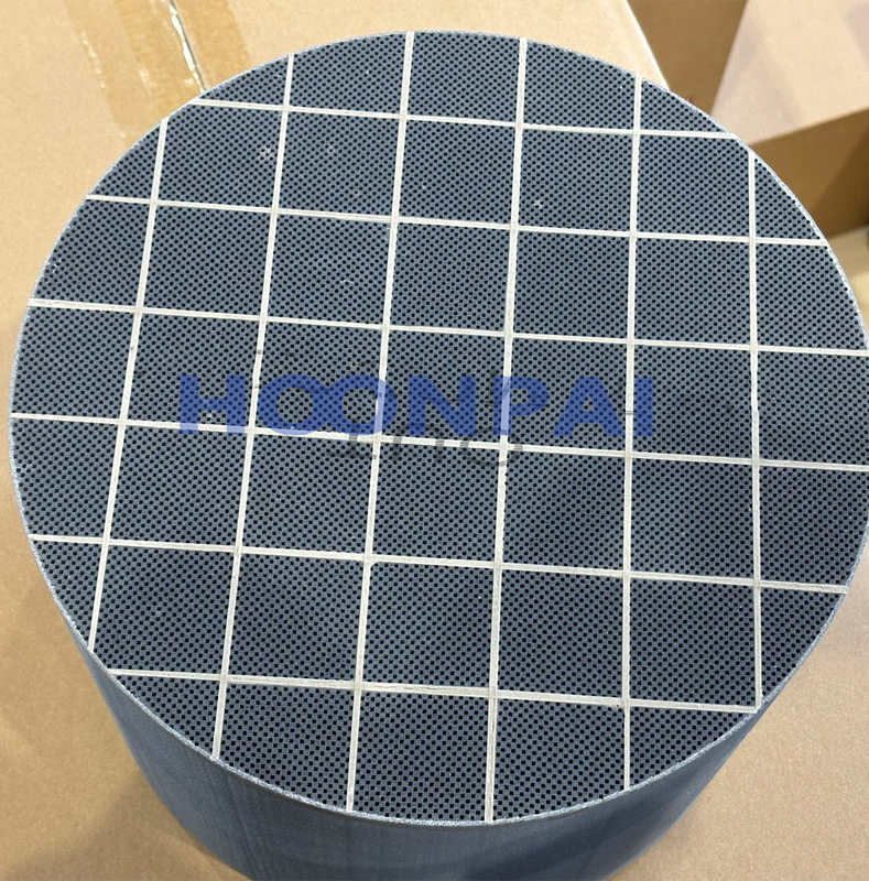 Diesel Engine Auto Part Silicon Carbide (SiC) DPF Ceramic Substrate for Emission Control System