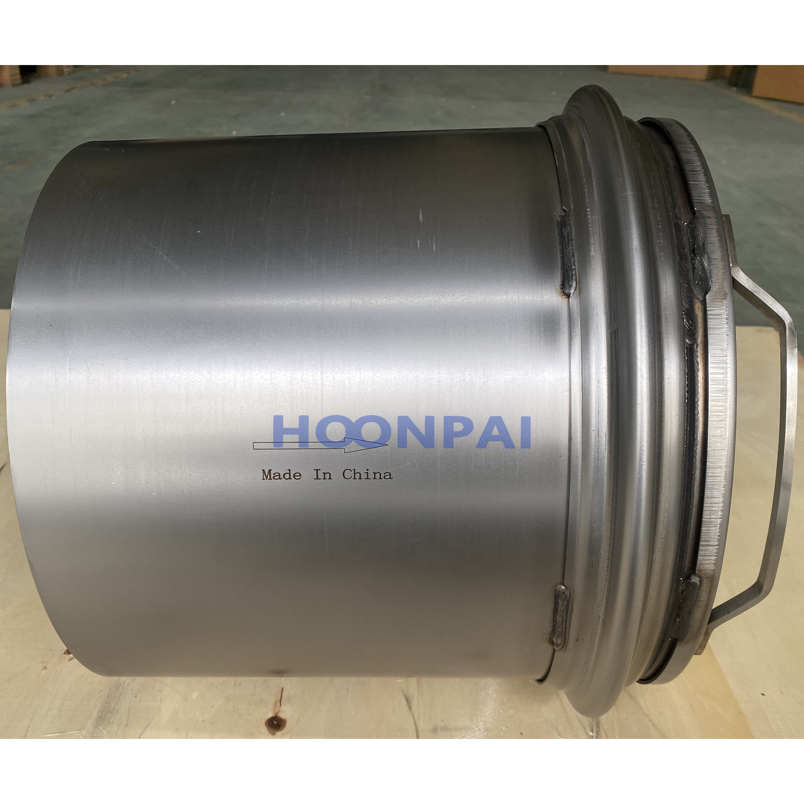 Euro 6 Ceramic Honeycomb Diesel Particulate Filters DPF Catalytic Converter for Volvo Truck 23135528 21775798, 21775802
