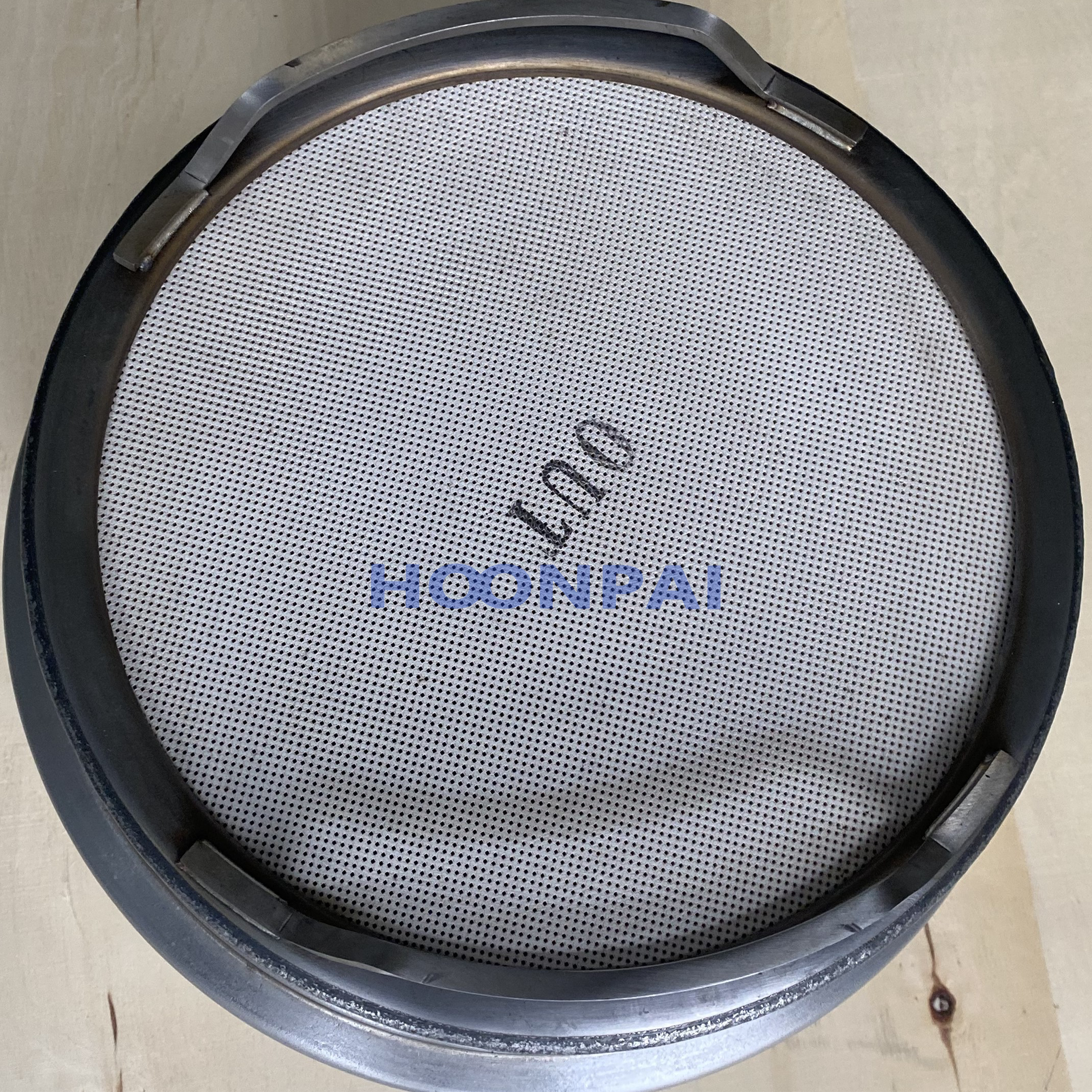 Euro 6 Exhaust Filter Ceramic Honeycomb Catalytic Converter Diesel Particulate Filters DPF for Volvo Truck 23386578, 23264525, 23172193