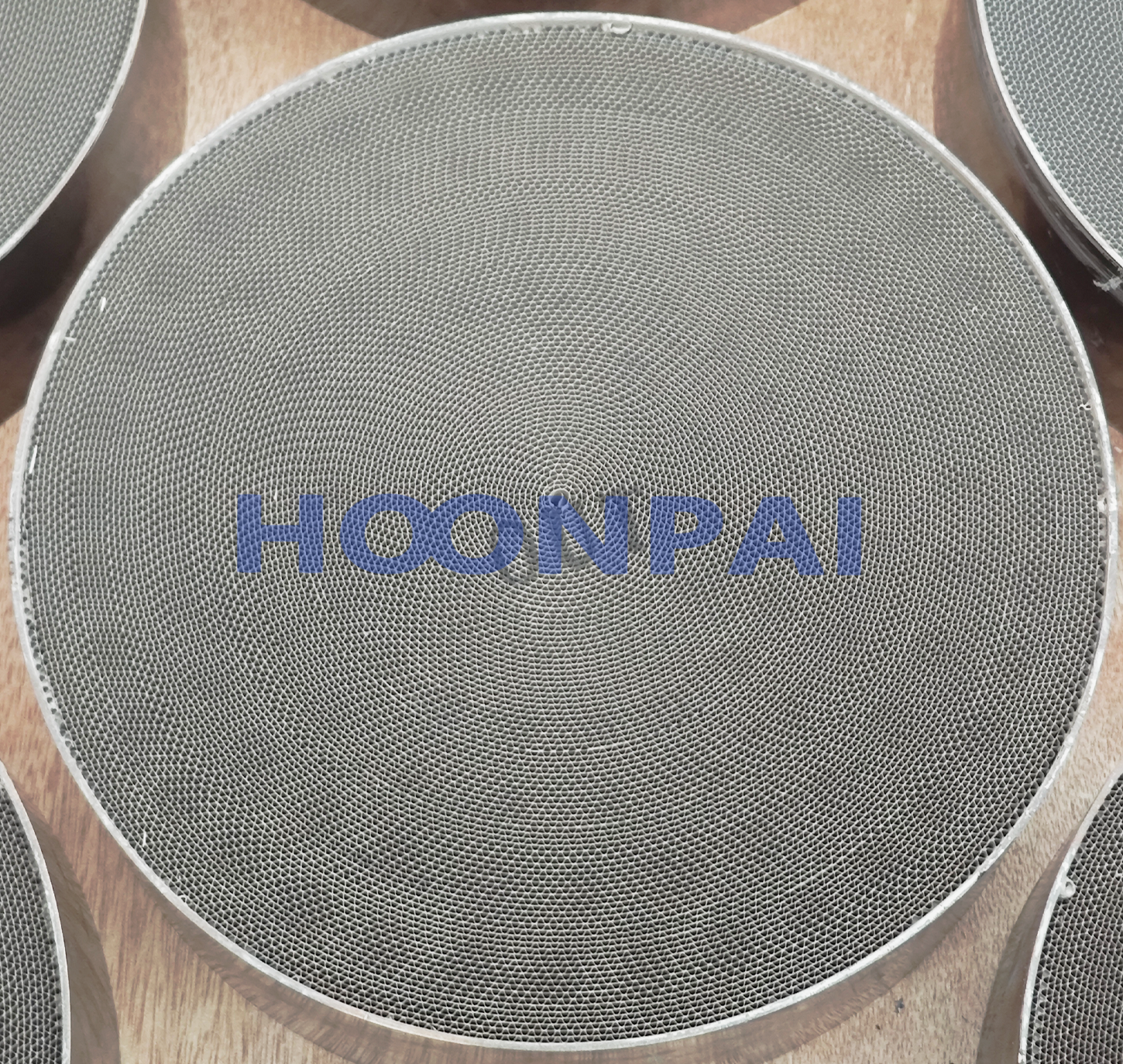 EuroV Metallic POC Filter/diesel Particulate Filter and Metal Honeycomb Catalyst for Truck Parts Exhaust System