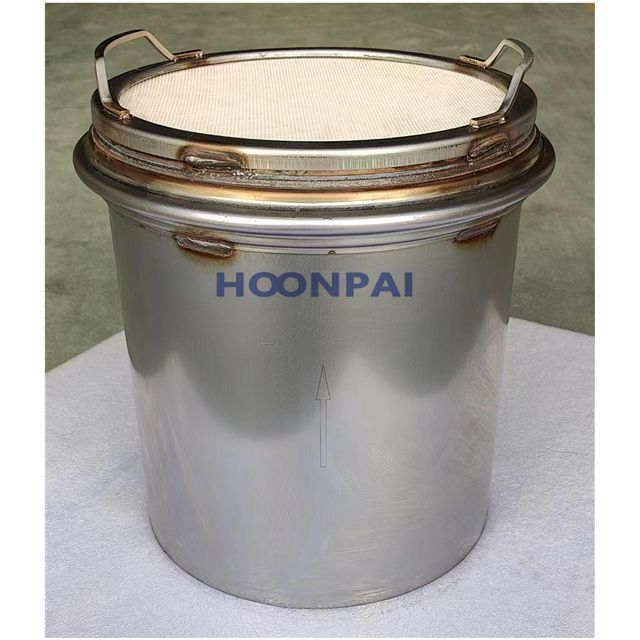 Auto parts Diesel Particulate Filter Catalytic Converters Euro6 DPF Catalyst for Volvo Truck Exhaust System 23135528 21775798 21775802 22069507 22776213