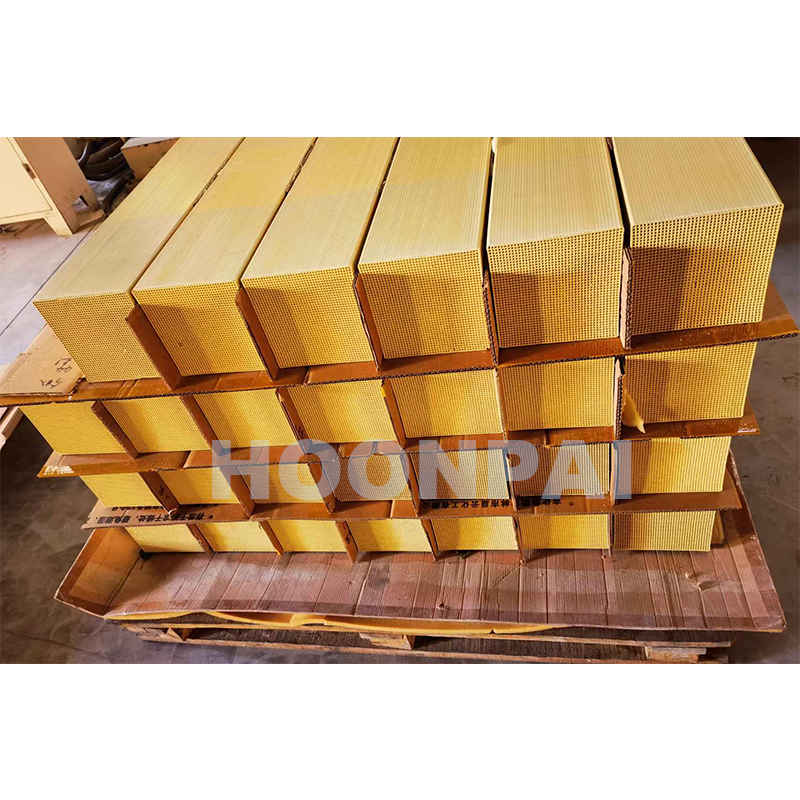 Engine Parts Custom Square Honeycomb Ceramic SCR Catalyst Catalytic Converter for Exhaust System