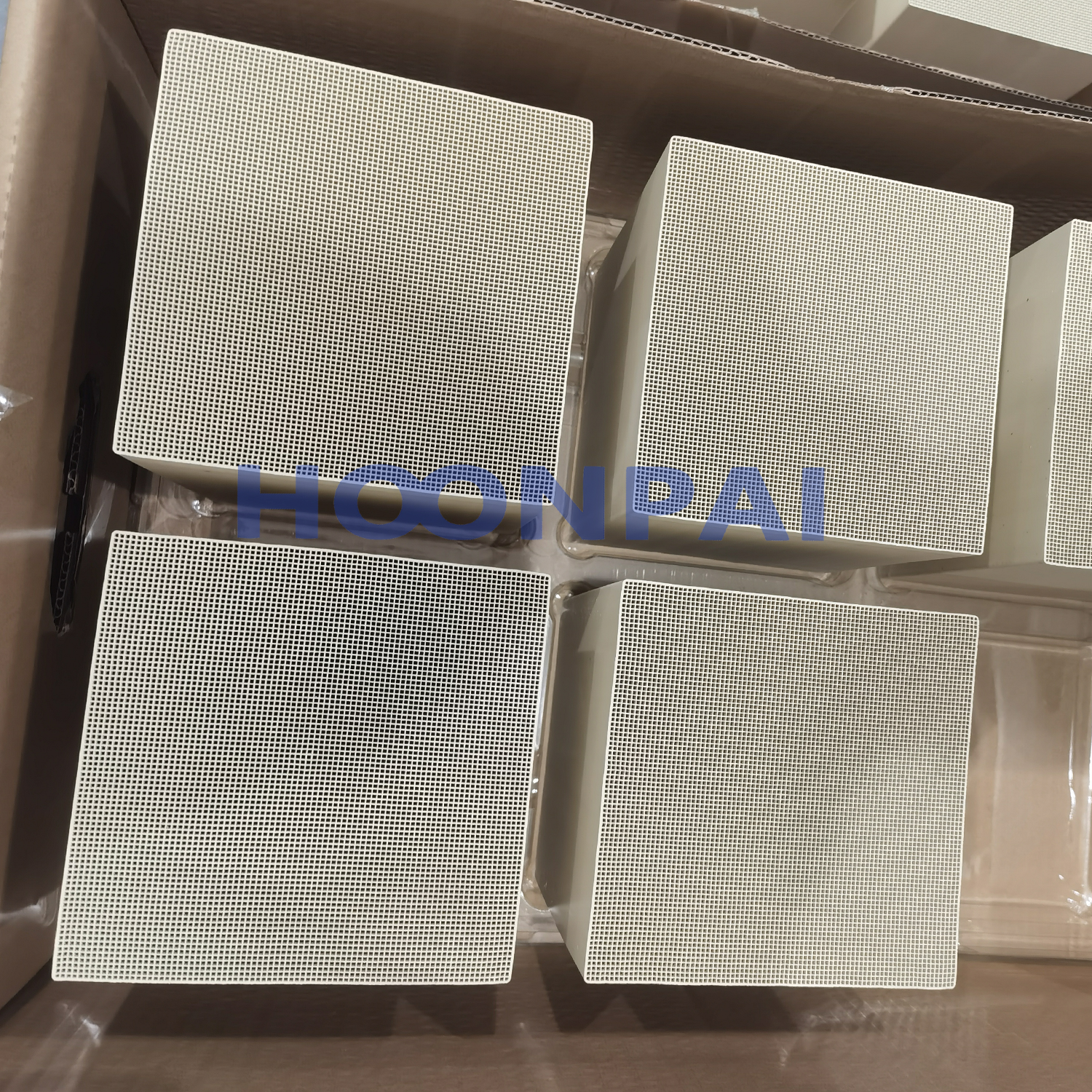 High Conversion Efficiency Ceramic Substrate Diesel Oxidation Catalyst for Commercial Vehicles