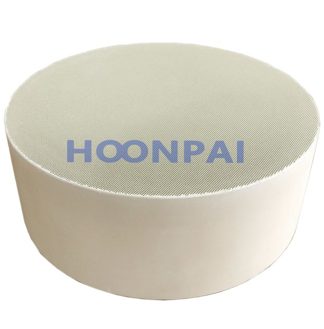 High-Performance Copper SCR Catalyst Substrate (300/400 CPSI) for Diesel Engine 