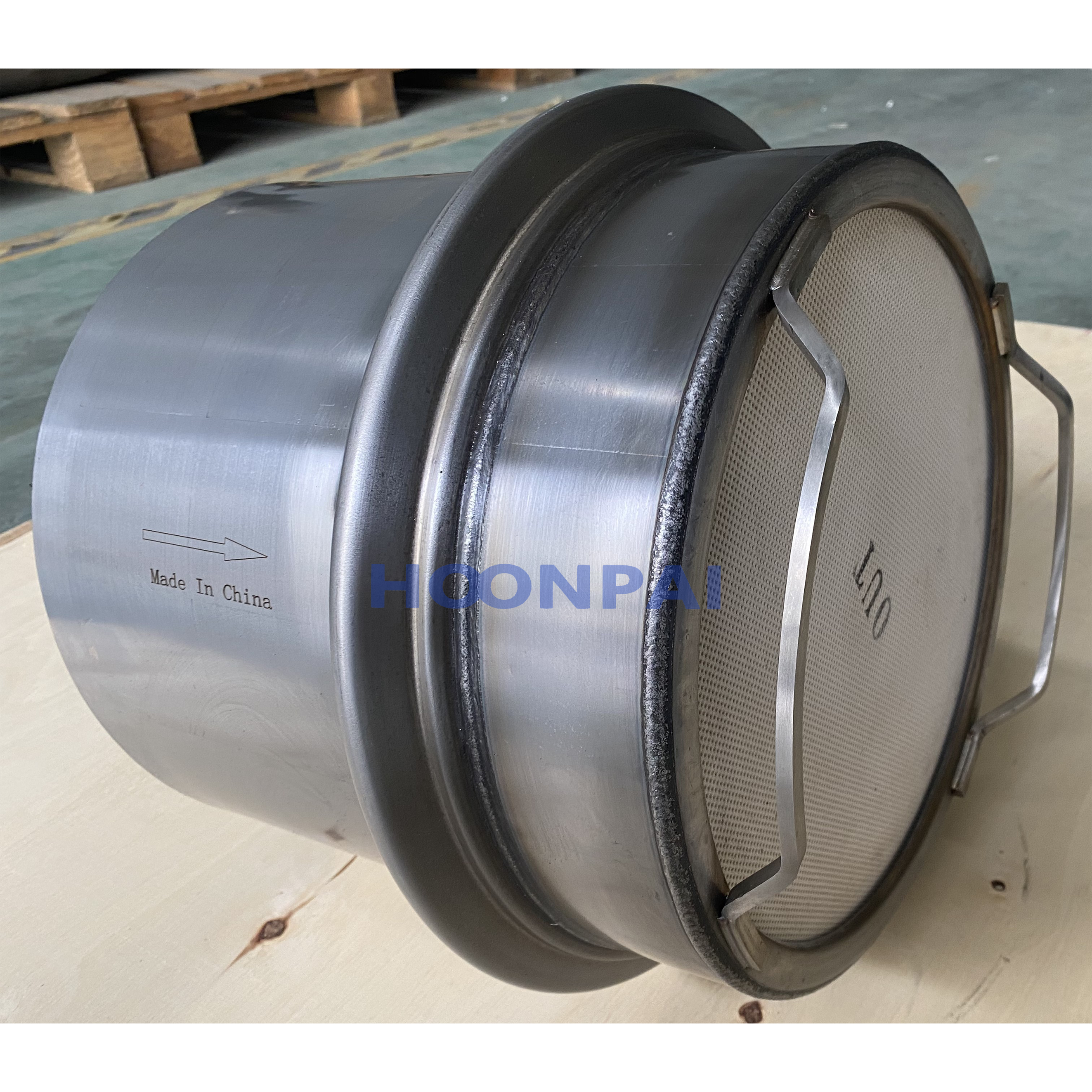 Euro 6 Exhaust Filter Ceramic Honeycomb Catalytic Converter Diesel Particulate Filters DPF for Volvo Truck 23386578, 23264525, 23172193