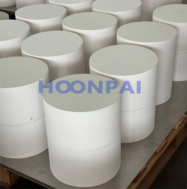 DPF Diesel Filter Emission Control system Catalyst Ceramic Honeycomb Catalytic Converter for Truck Parts