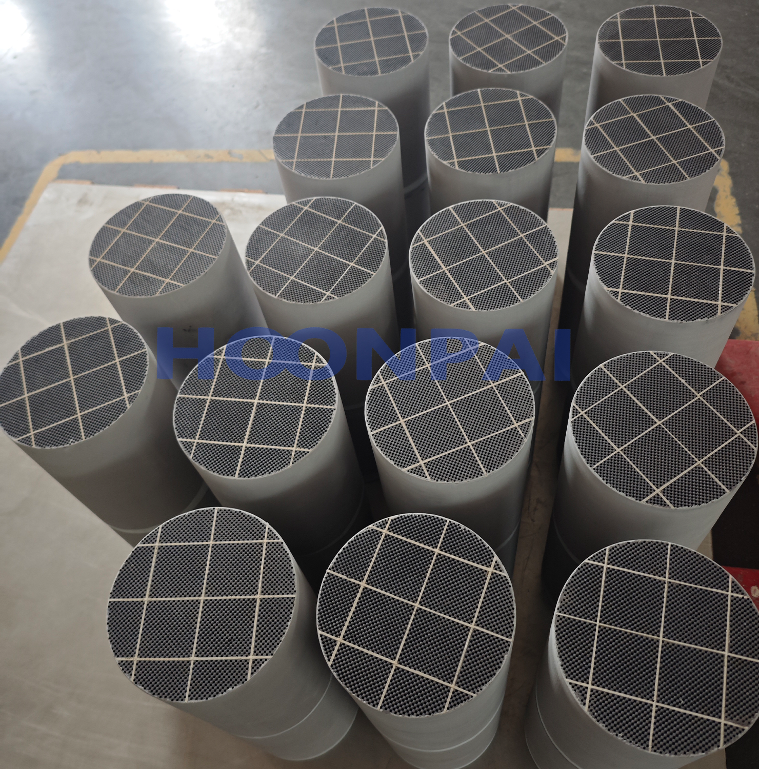 Auto Parts Emission System SiC DPF Ceramic Diesel Particulate Filter for Benz 14902992, 1490299280,A0014902992