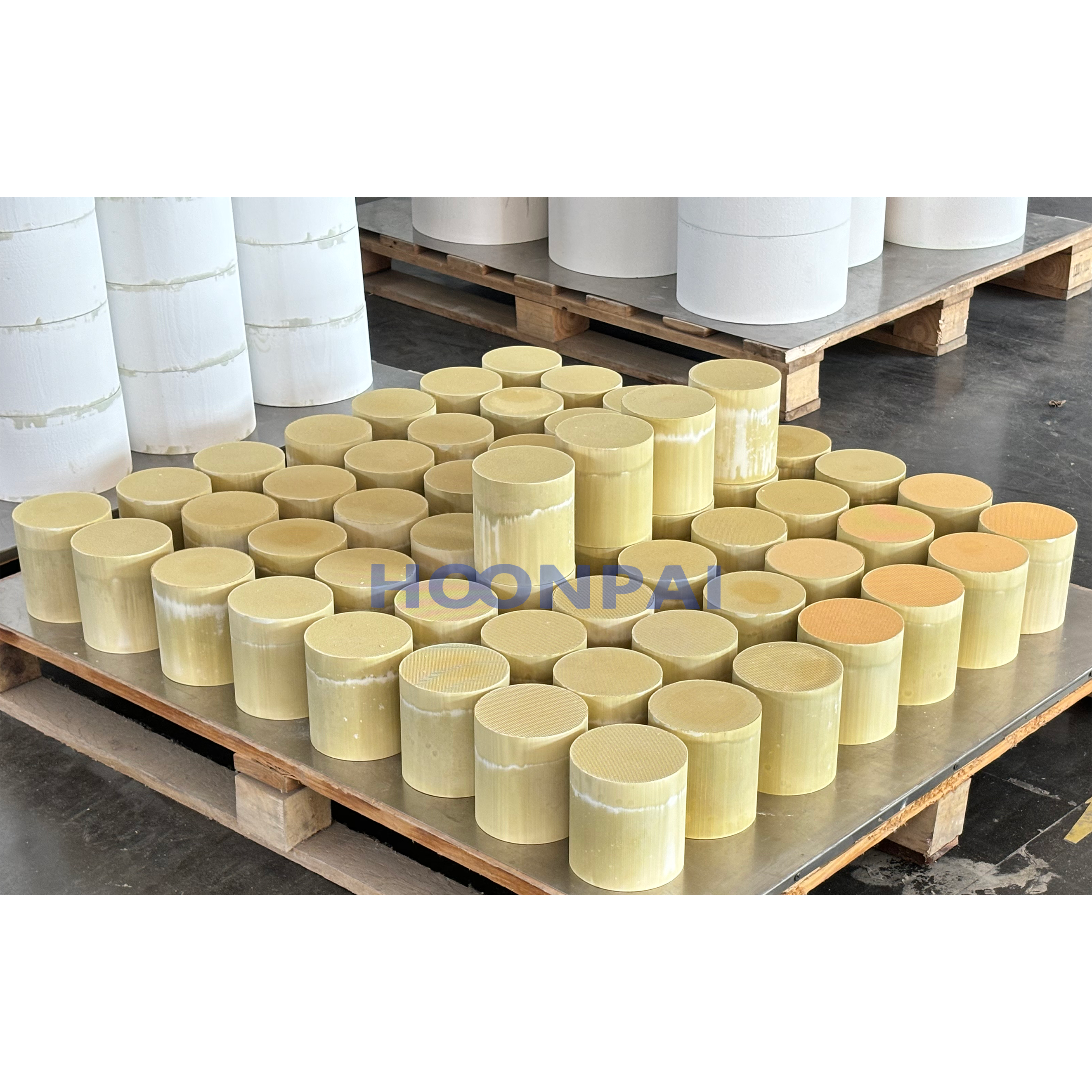 Premium Cordierite SCR Ceramic Substrate Carrier for SCR Catalyst