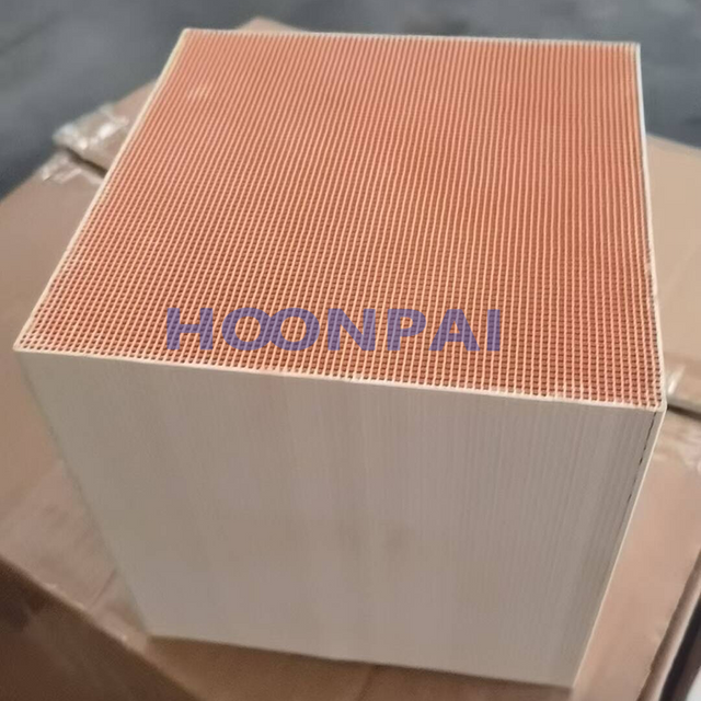 Engine Parts Custom Square Honeycomb Ceramic SCR Catalyst Catalytic Converter for Exhaust System
